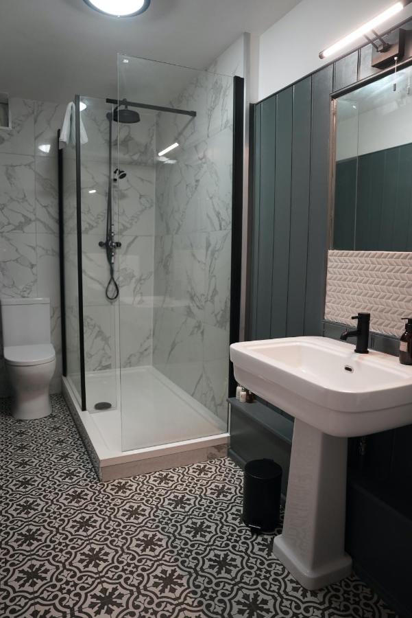 The Chequers Hotell Lamberhurst Eksteriør bilde